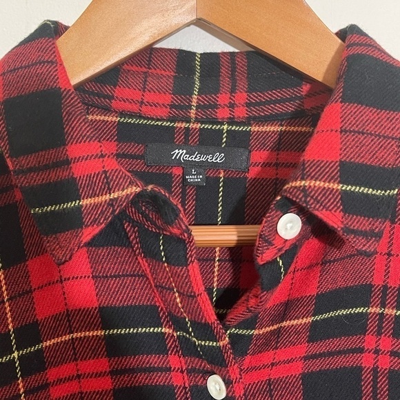 Madewell Classic Ex-Boyfriend Shirt in Red and Black Kirtling Plaid size Large - Picture 7 of 9